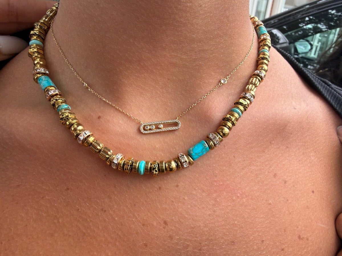 Collier Shana